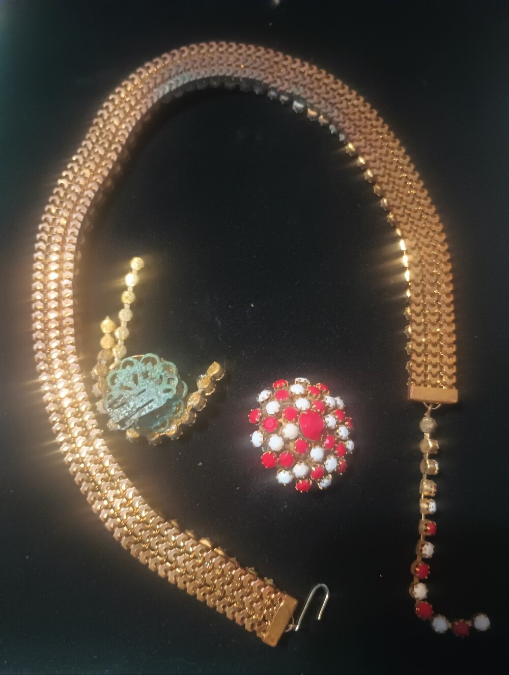 Vintage Alice Caviness Choker Necklace & Earrings. Red & White. Needs Repairs - Picture 7 of 8